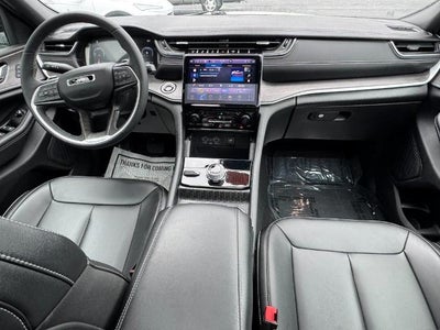 2025 Jeep Grand Cherokee L Limited 4x4