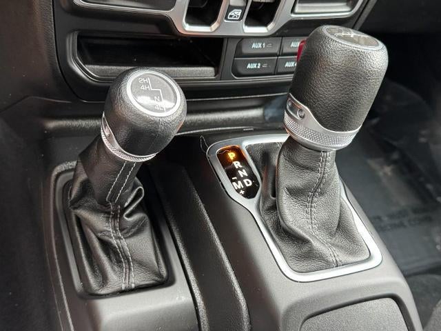 2025 Jeep Gladiator Nighthawk 4x4