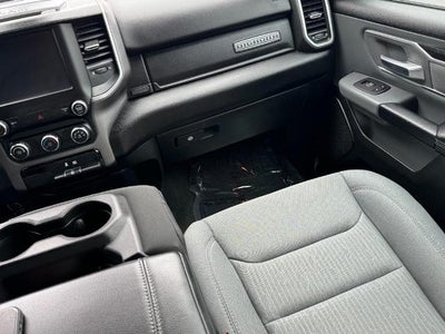2022 RAM 1500 Big Horn 4x4 Quad Cab Box