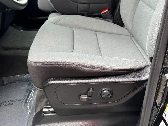 2022 RAM 1500 Big Horn 4x4 Quad Cab Box