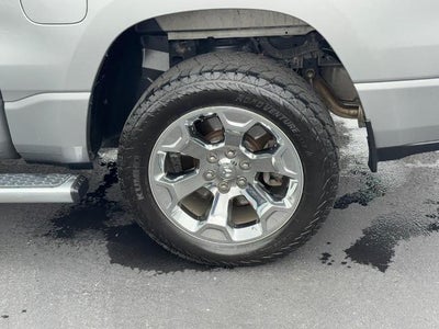 2019 RAM 1500 Big Horn/Lone Star 4x4 Crew Cab Box