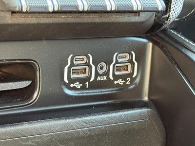 2020 RAM 1500 Limited 4x4 Crew Cab Box