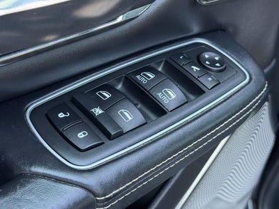2020 RAM 1500 Limited 4x4 Crew Cab Box