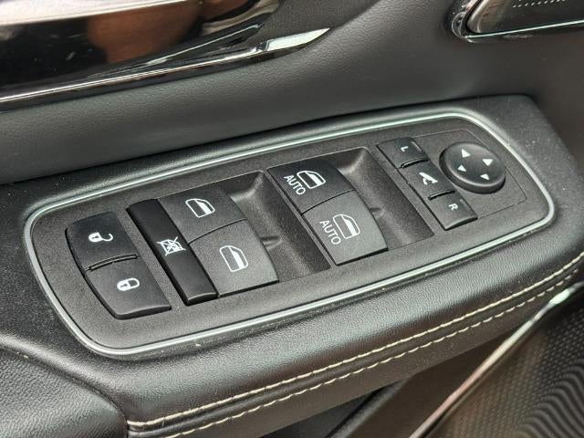 2023 RAM 1500 Limited 4x4 Crew Cab Box