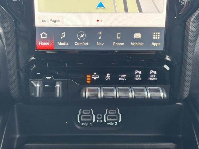 2023 RAM 1500 Limited 4x4 Crew Cab Box