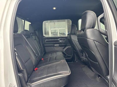 2022 RAM 1500 Laramie 4x4 Crew Cab Box