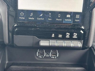 2022 RAM 1500 Laramie 4x4 Crew Cab Box