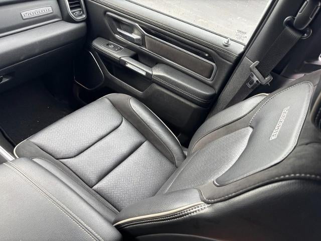 2022 RAM 1500 Laramie 4x4 Crew Cab Box