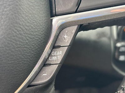 2022 RAM 1500 Laramie 4x4 Crew Cab Box