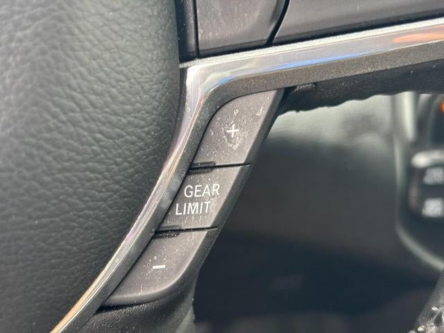 2022 RAM 1500 Laramie 4x4 Crew Cab Box