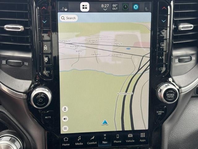 2022 RAM 1500 Laramie 4x4 Crew Cab Box