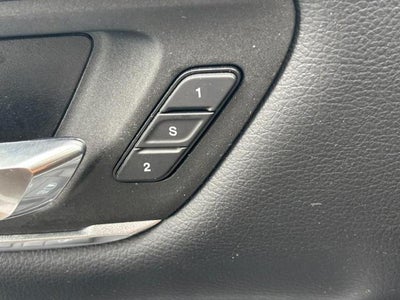 2022 RAM 1500 Laramie 4x4 Crew Cab Box