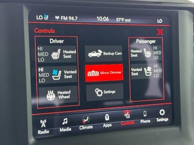 2021 RAM 1500 Laramie 4x4 Crew Cab Box