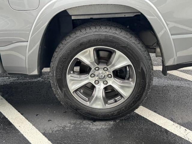 2021 RAM 1500 Laramie 4x4 Crew Cab Box
