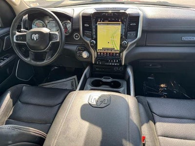 2019 RAM 1500 Laramie 4x4 Crew Cab Box