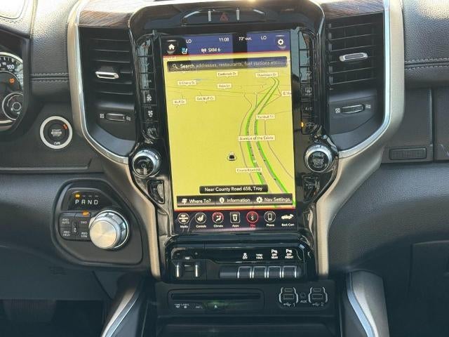 2019 RAM 1500 Laramie 4x4 Crew Cab Box