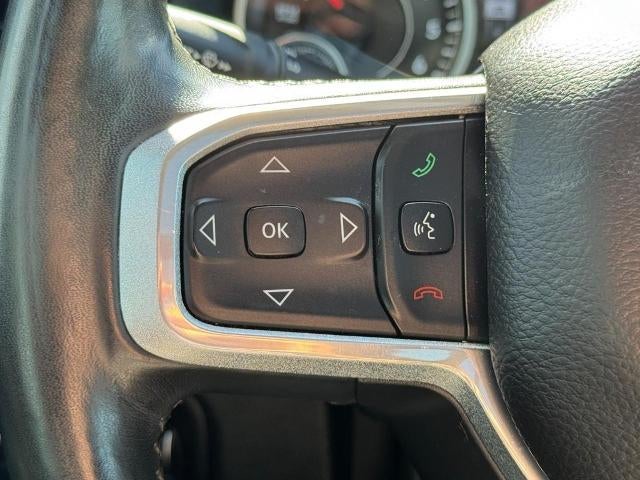 2019 RAM 1500 Laramie 4x4 Crew Cab Box