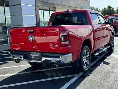 2019 RAM 1500 Laramie 4x4 Crew Cab Box