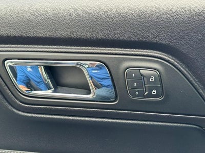 2015 Ford Mustang 2dr Fastback EcoBoost Premium