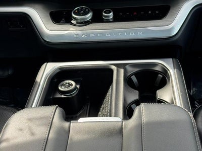 2025 Ford Expedition Platinum 4x4