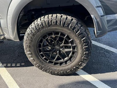 2025 Ford F-150 Raptor 4WD SuperCrew 5.Box