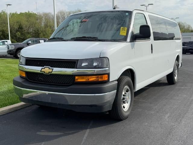2025 Chevrolet Express Passenger RWD 3500 LT