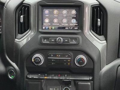 2023 Chevrolet Silverado 1500 4WD Crew Cab Custom