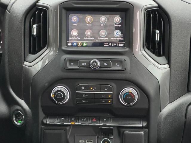 2023 Chevrolet Silverado 1500 4WD Crew Cab Custom