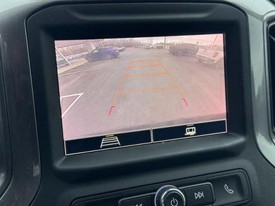 2023 Chevrolet Silverado 1500 4WD Crew Cab Custom