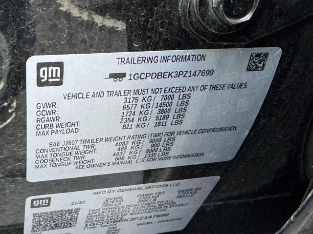 2023 Chevrolet Silverado 1500 4WD Crew Cab Custom