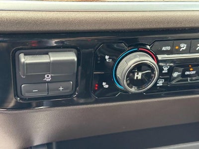 2022 Chevrolet Silverado 1500 4WD Crew Cab RST