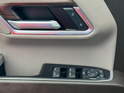 2022 Chevrolet Silverado 1500 4WD Crew Cab RST