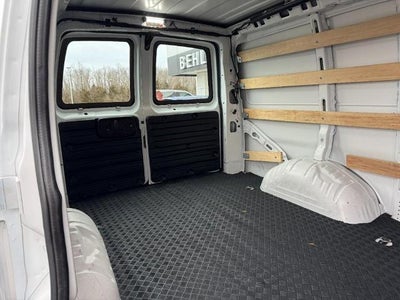 2024 Chevrolet Express Cargo 2500 RWD 2500 135"