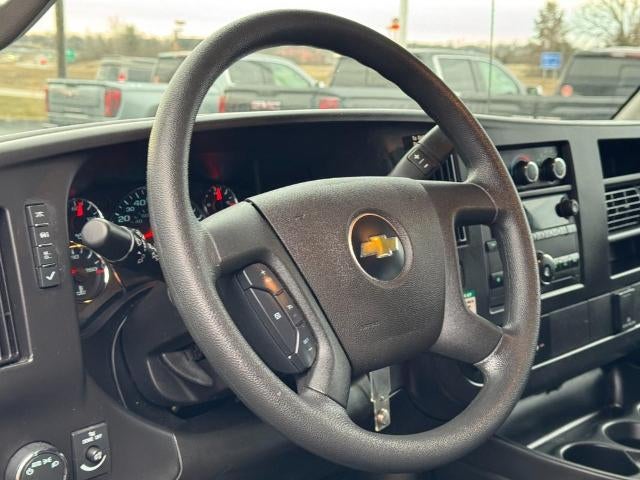2024 Chevrolet Express Cargo 2500 RWD 2500 135"