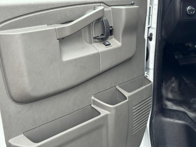 2024 Chevrolet Express Cargo 2500 RWD 2500 135"