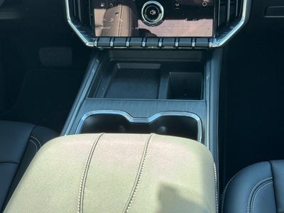 2027 GMC Acadia AWD 4dr Elevation