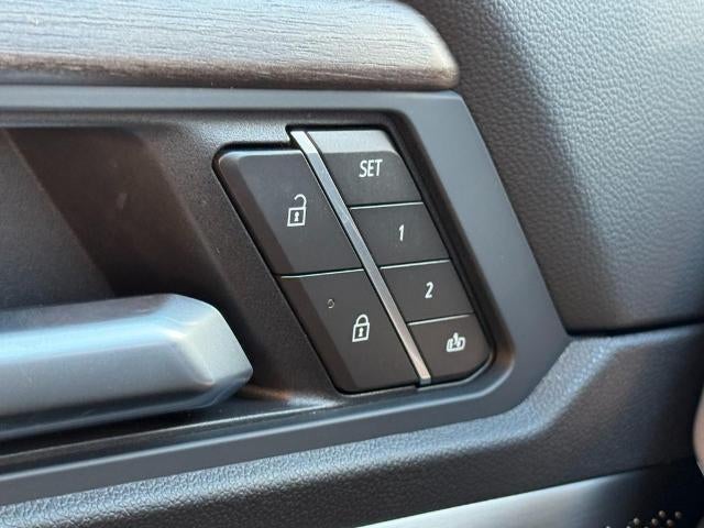 2027 GMC Acadia AWD 4dr Denali Ultimate