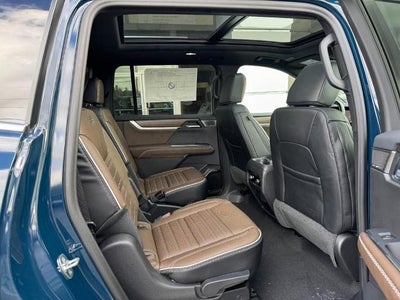 2027 GMC Acadia AWD 4dr Denali Ultimate