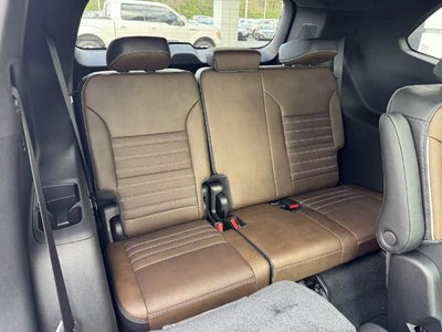 2027 GMC Acadia AWD 4dr Denali Ultimate