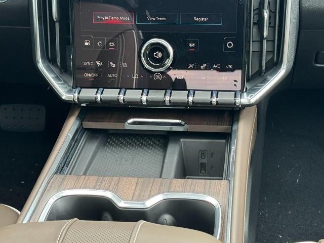 2027 GMC Acadia AWD 4dr Denali Ultimate