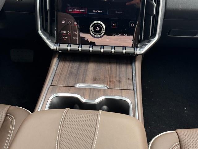 2027 GMC Acadia AWD 4dr Denali Ultimate