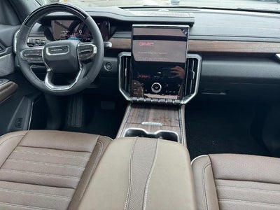 2027 GMC Acadia AWD 4dr Denali Ultimate