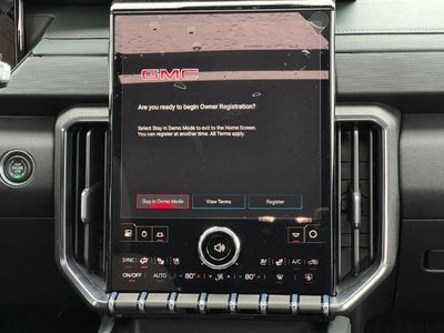 2026 GMC Acadia AWD 4dr AT4