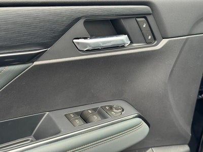 2026 GMC Acadia AWD 4dr AT4