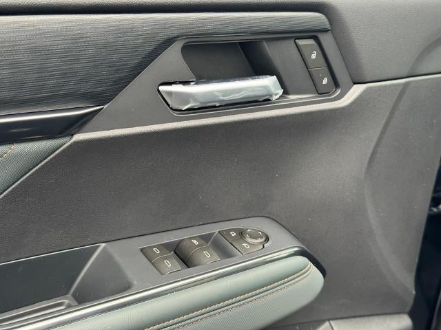 2026 GMC Acadia AWD 4dr AT4