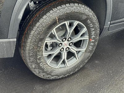 2026 GMC Acadia AWD 4dr AT4