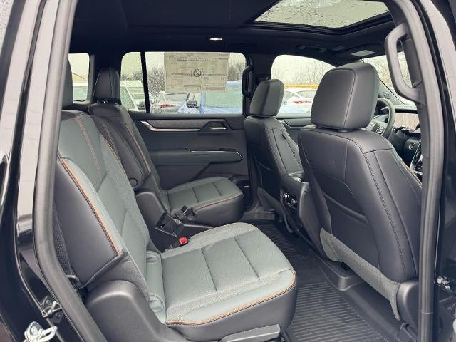 2026 GMC Acadia AWD 4dr AT4