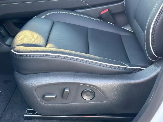 2026 GMC Acadia AWD 4dr Denali