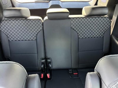 2026 GMC Acadia AWD 4dr Denali