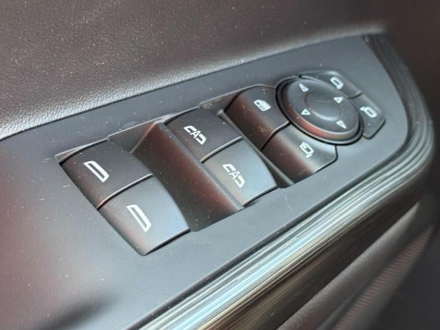 2023 GMC Acadia FWD 4dr SLT